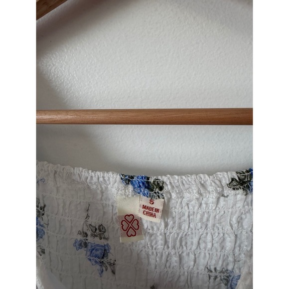 TJ Maxx Little Girls' Smocked Dress – White & Blue – Size 5 – NWOT - Picture 3 of 4